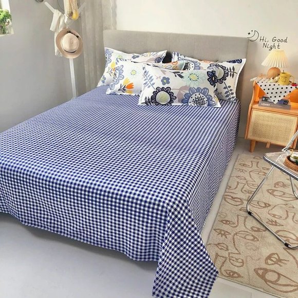 Premium Microfiber Bedding Set of Four - Picture 3 of 5